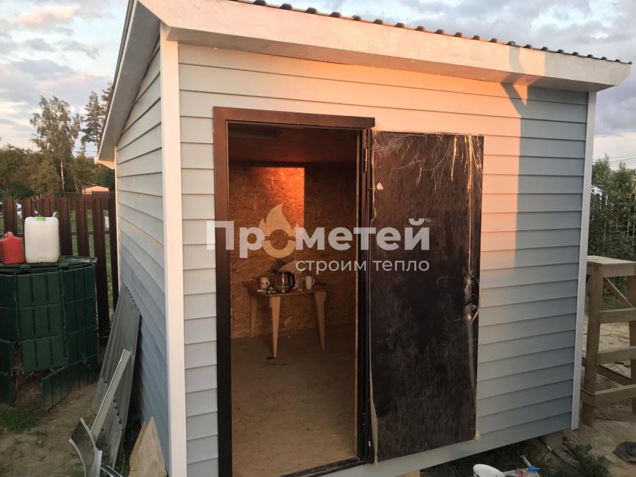 Каркасная баня 3x6 метров с террасой