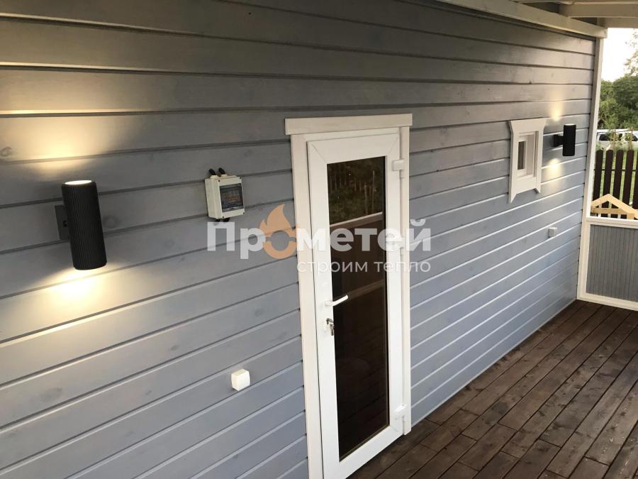 Каркасная баня 3x6 метров с террасой