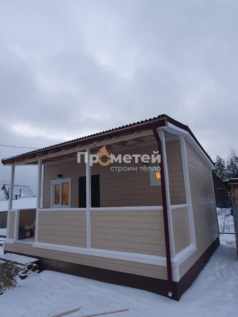 Каркасная баня 4.5x6 метров с террасой