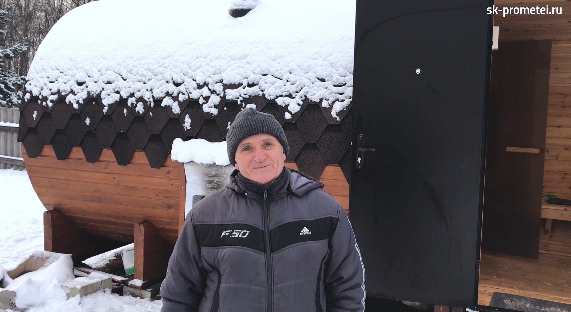 Отзыв владельца: Круглая баня бочка 6 метров с боковым входом