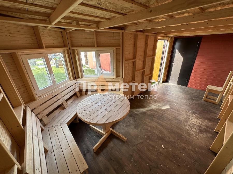 Закрытая беседка