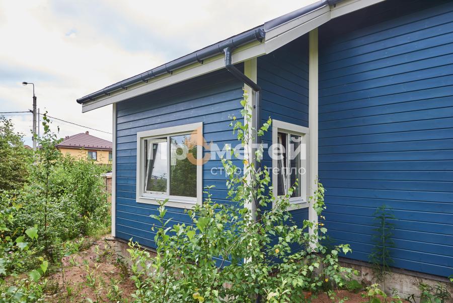 Каркасный 1.5-этажный дом 12x13 метров