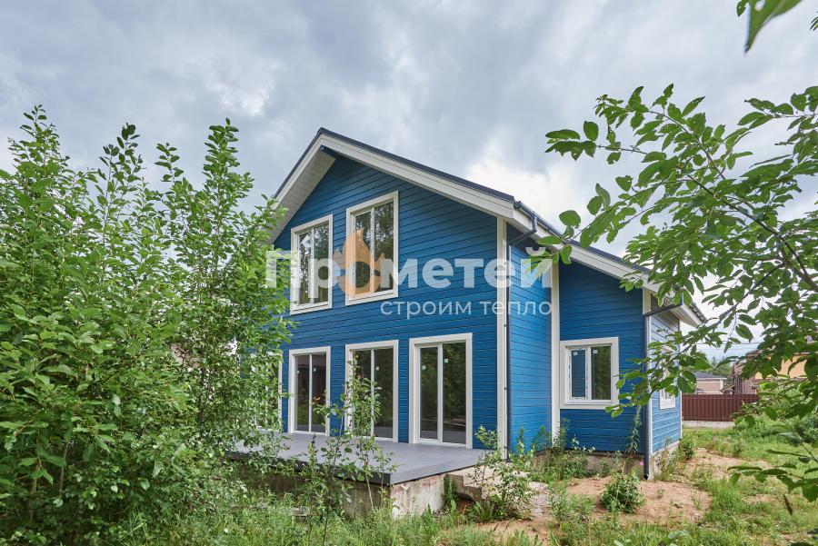 Каркасный 1.5-этажный дом 12x13 метров