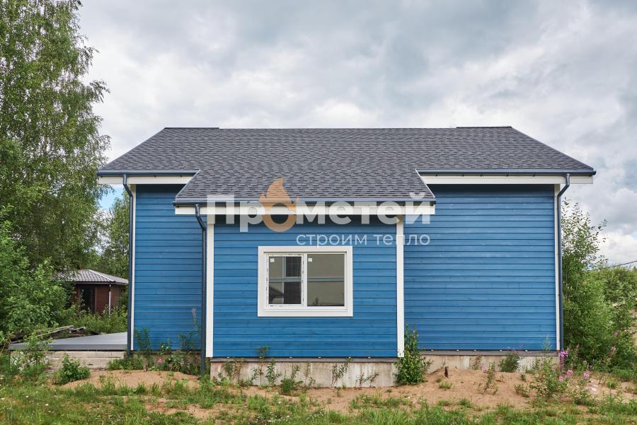 Каркасный 1.5-этажный дом 12x13 метров