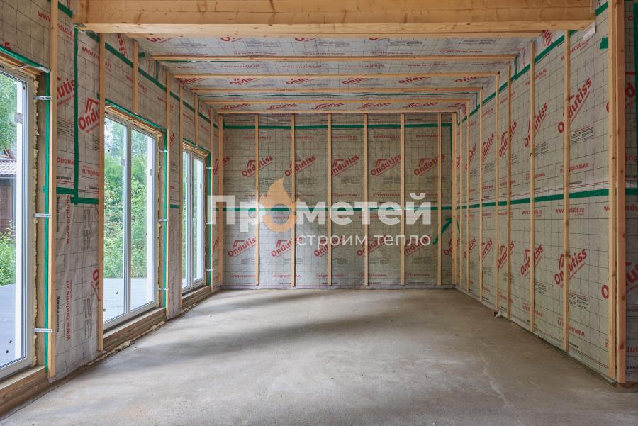 Каркасный 1.5-этажный дом 12x13 метров